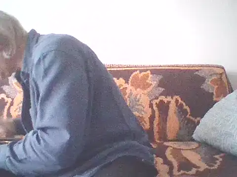 Snapshot of cumloverboyxx69 chatting on 6, 1, 2025 cumloverboyxx69 online show from 6, 1, 2025