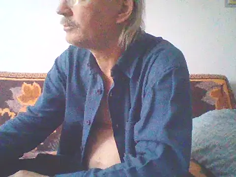 Snapshot of cumloverboyxx69 chatting on 23, 1, 2025 cumloverboyxx69 online show from 23, 1, 2025