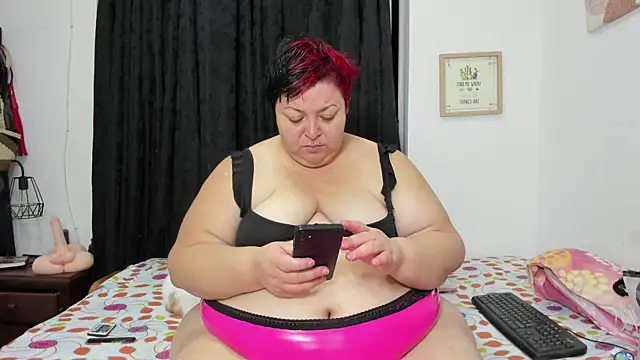 Snapshot of MANDY_GIRL_BBW chatting on 6, 10, 2025 MANDY GIRL BBW online show from 6, 10, 2025