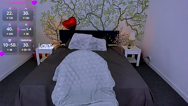JeannieFox  online show from 6, 3, 2025