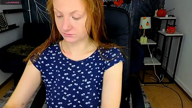 JeannieFox  online show from 18, 10, 2025