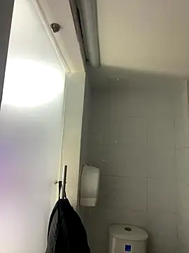 Snapshot of MalaikaBrown chatting on 4, 12, 2025 MalaikaBrown online show from 4, 12, 2025