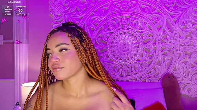 Snapshot of MalaikaBrown chatting on 14, 4, 2026 MalaikaBrown online show from 14, 4, 2026