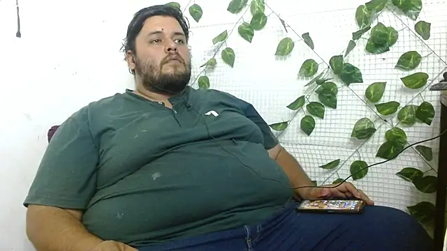 Snapshot of altairstudiosvip_ chatting on 8, 4, 2026 altairstudiosvip online show from 8, 4, 2026