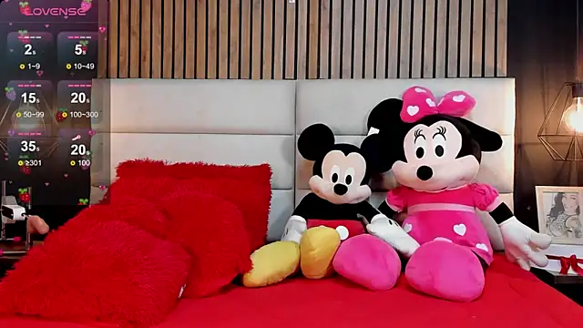 NiicolleMiller online show from 27, 9, 2025