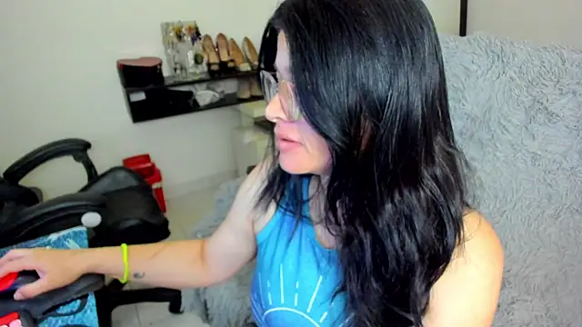 BellaFlaming online show from 20, 3, 2026