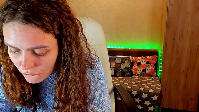 Snapshot of mia_grantes chatting on 12, 12, 2024 mia grantes online show from 12, 12, 2024