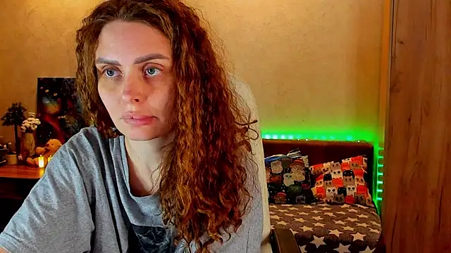 Snapshot of mia_grantes chatting on 13, 12, 2024 mia grantes online show from 13, 12, 2024