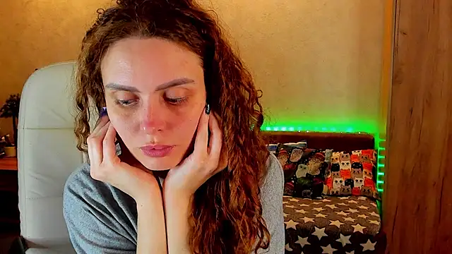 Snapshot of mia_grantes chatting on 13, 12, 2024 mia grantes online show from 13, 12, 2024
