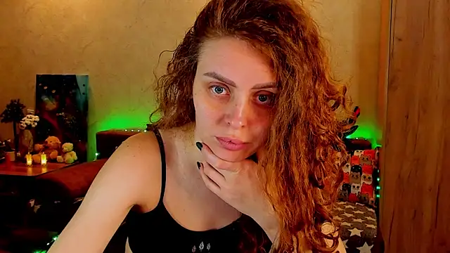 Snapshot of mia_grantes chatting on 15, 12, 2024 mia grantes online show from 15, 12, 2024