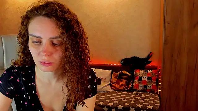 Snapshot of mia_grantes chatting on 16, 12, 2024 mia grantes online show from 16, 12, 2024