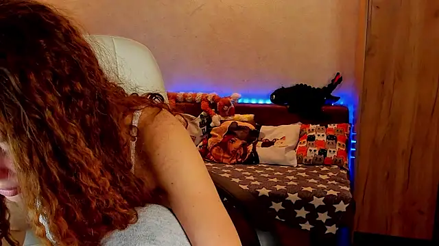 Snapshot of mia_grantes chatting on 18, 12, 2024 mia grantes online show from 18, 12, 2024