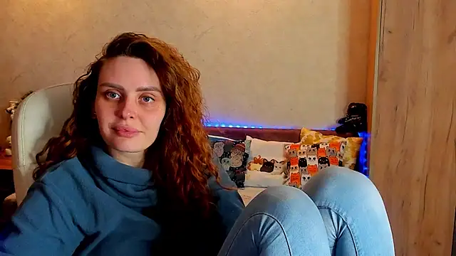 Snapshot of mia_grantes chatting on 2, 2, 2025 mia grantes online show from 2, 2, 2025