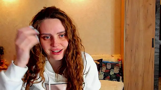 Snapshot of mia_grantes chatting on 14, 2, 2025 mia grantes online show from 14, 2, 2025