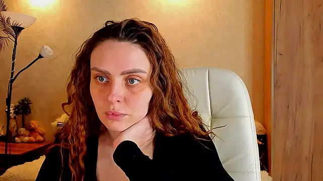 Snapshot of mia_grantes chatting on 28, 2, 2025 mia grantes online show from 28, 2, 2025