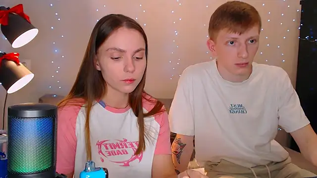 Snapshot of juliaanddima chatting on 20, 1, 2025 juliaanddima online show from 20, 1, 2025