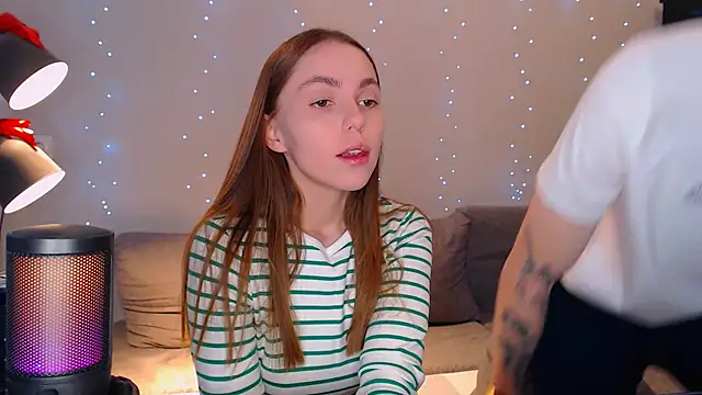 Snapshot of juliaanddima chatting on 20, 2, 2025 juliaanddima online show from 20, 2, 2025