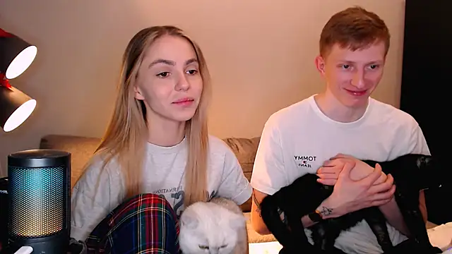 juliaanddima online show from 18, 11, 2025