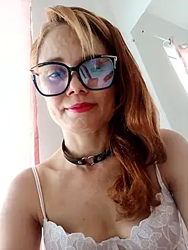 Snapshot of Meganlola chatting on 25, 10, 2025 Meganlola online show from 25, 10, 2025