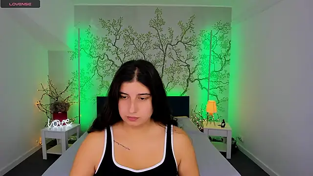 Snapshot of Linda_EX chatting on 5, 10, 2025 Linda EX online show from 5, 10, 2025