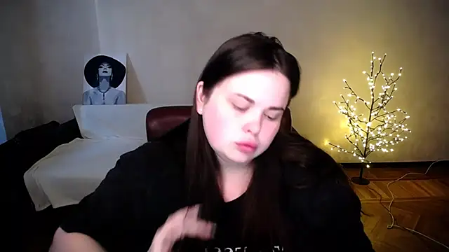 Emily Mo online show from 24, 6, 2026