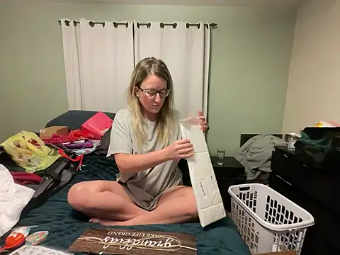 1Lustfully yours online show from 27, 12, 2024