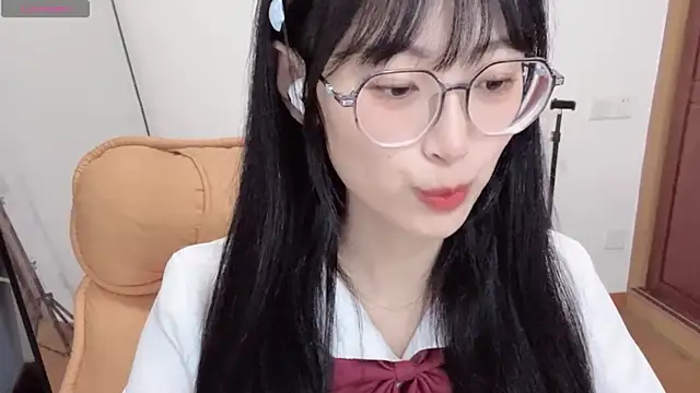 Snapshot of 4uoki chatting on 21, 9, 2025 4uoki online show from 21, 9, 2025