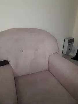 DianiQueenn online show from 2, 12, 2025