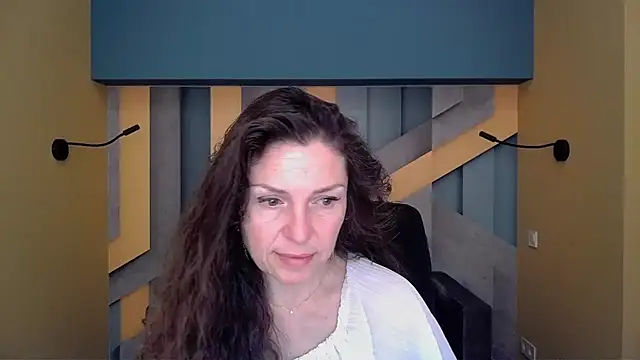 EllaLong online show from 13, 1, 2026