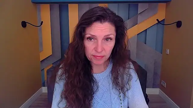 EllaLong online show from 4, 5, 2026