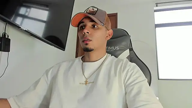 Snapshot of joss_111 chatting on 1, 11, 2025 joss 111 online show from 1, 11, 2025