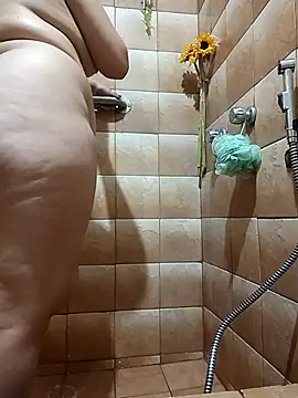 DanelyLopez online show from 20, 2, 2026