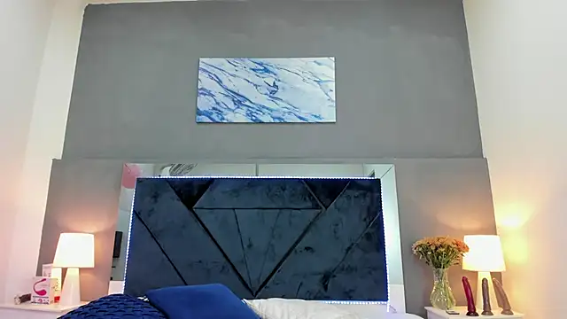 Snapshot of Lauralove_69 chatting on 15, 10, 2025 Lauralove 69 online show from 15, 10, 2025