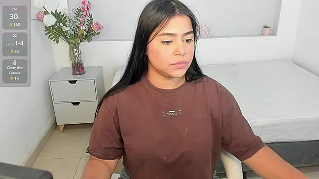 LyndaKimm online show from 22, 3, 2025