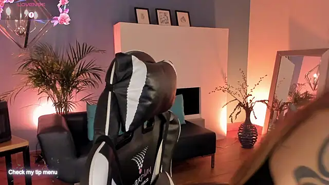 Megan inked online show from 19, 12, 2025