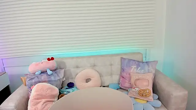 tinysara online show from 11, 9, 2025