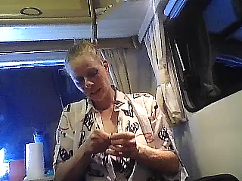 WildScorpio86 online show from 20, 12, 2025