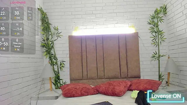 charlottewhitte online show from 31, 1, 2025