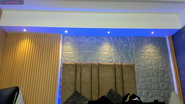 charlottewhitte online show from 27, 9, 2025