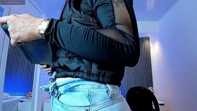 Snapshot of charlottewhitte chatting on 4, 2, 2026 charlottewhitte online show from 4, 2, 2026