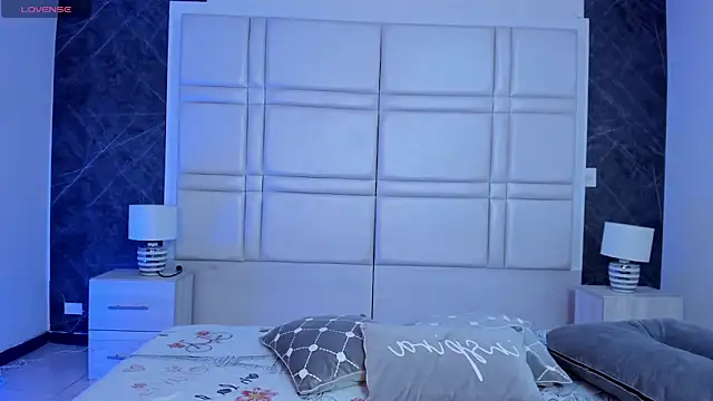 Snapshot of charlottewhitte chatting on 10, 4, 2026 charlottewhitte online show from 10, 4, 2026