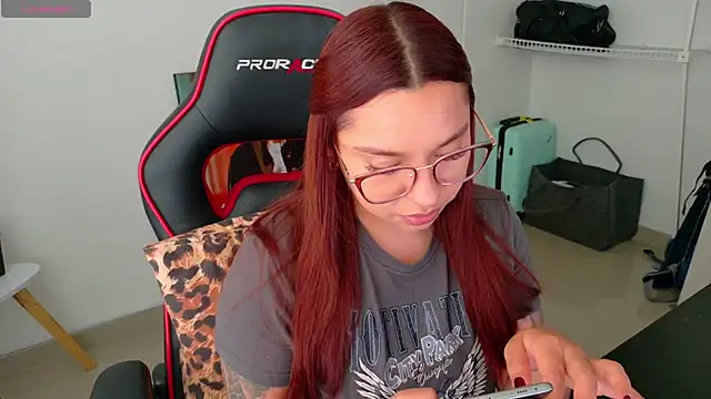 Snapshot of samantha_tattu chatting on 16, 1, 2026 samantha tattu online show from 16, 1, 2026