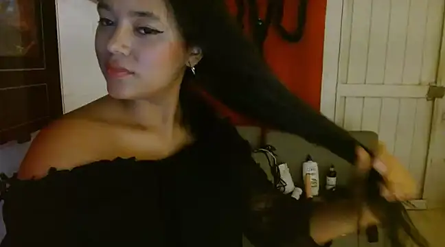 Snapshot of Chiara_petterson chatting on 11, 1, 2025 Chiara petterson online show from 11, 1, 2025