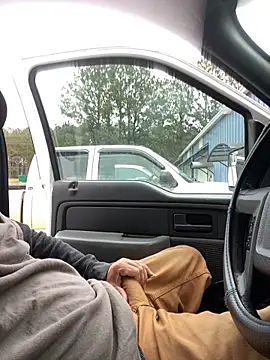 Snapshot of Themechanic420 chatting on 4, 2, 2025 Themechanic420 online show from 4, 2, 2025