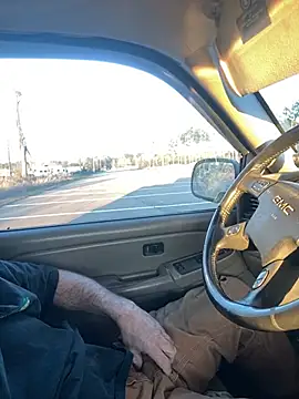 Snapshot of Themechanic420 chatting on 6, 2, 2026 Themechanic420 online show from 6, 2, 2026