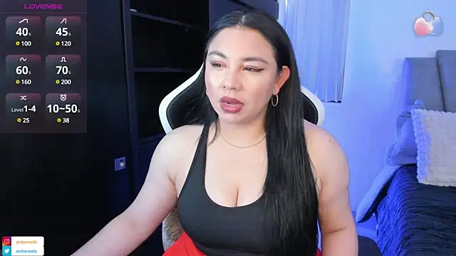ambar-wells online show from 28, 12, 2024