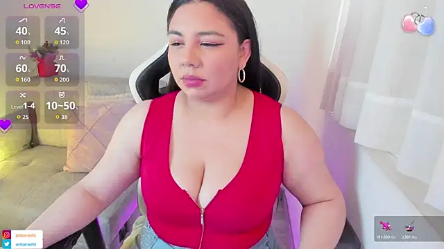 Snapshot of ambar-wells chatting on 30, 11, 2025 ambar-wells online show from 30, 11, 2025