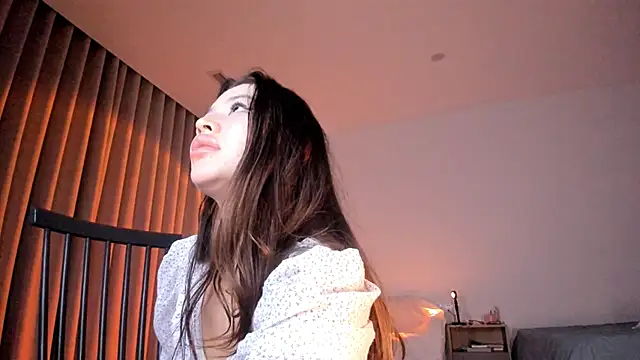 kawaii mia online show from 1, 1, 2025