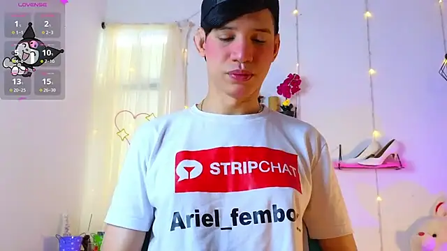 Ariel Femboy  online show from 16, 3, 2025