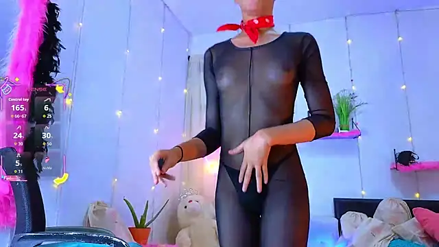 Ariel Femboy  online show from 28, 9, 2025